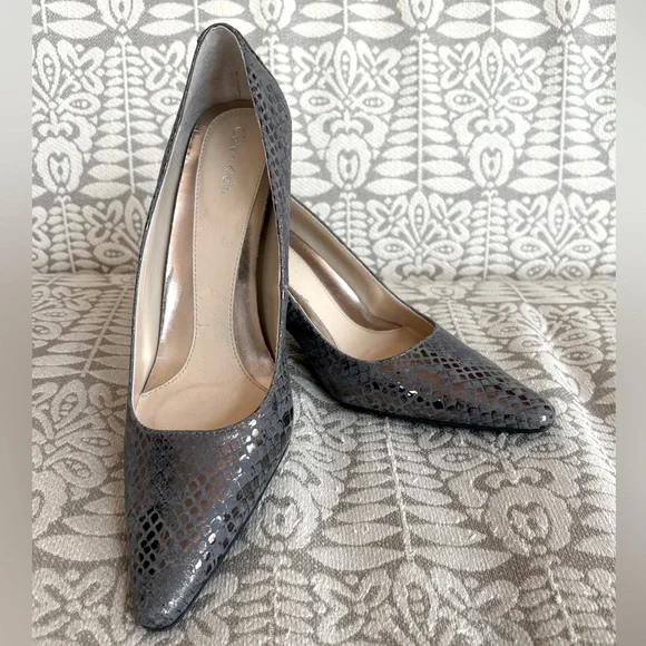 Sexy Calvin Klein heels in blue/copper snakeskin print leather & a touch of foil - Picture 3 of 16